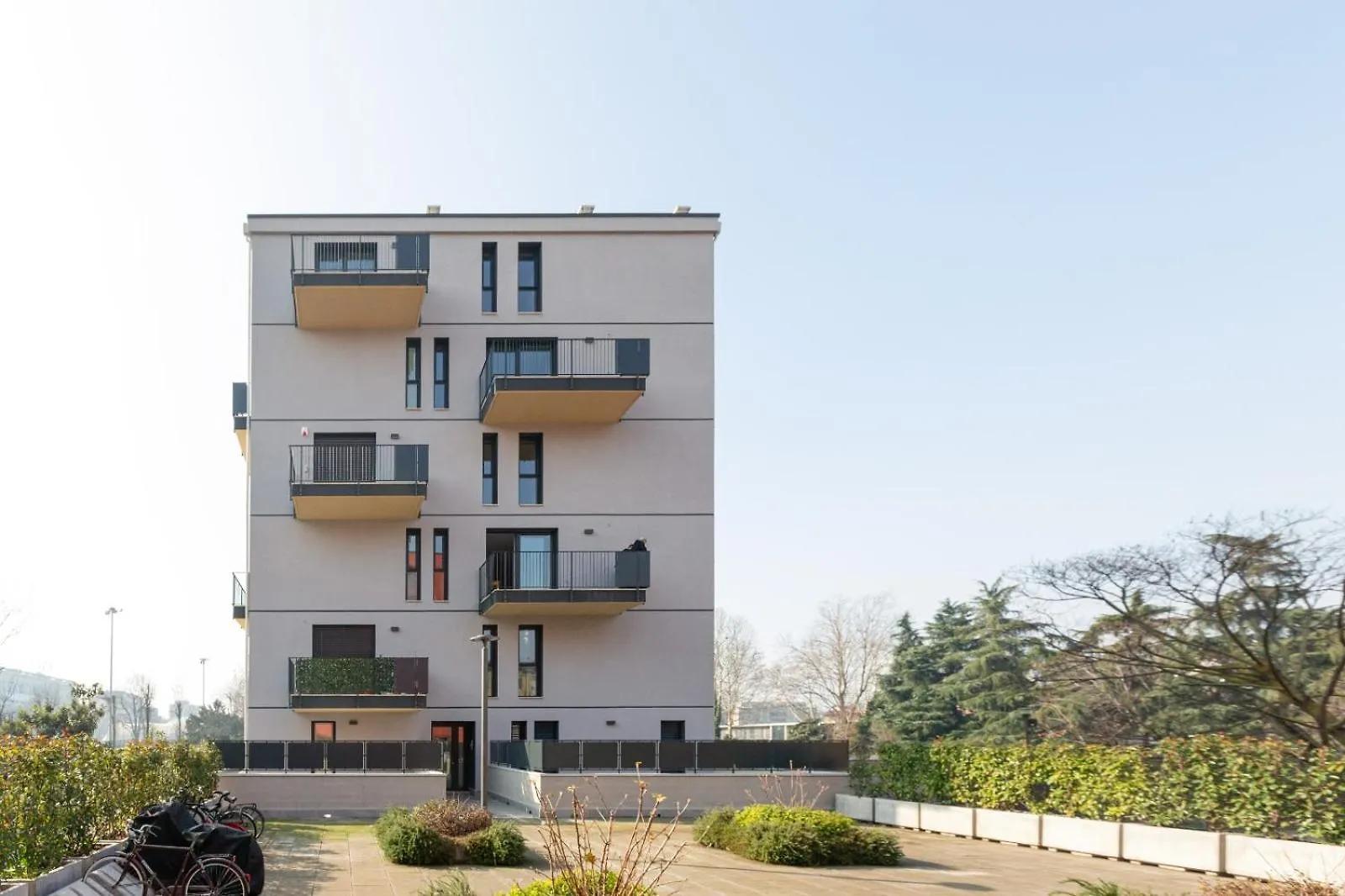 Udine M2 - Bright And Cozy Studio Milan 0*,